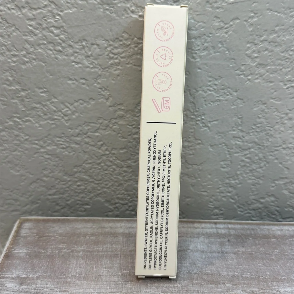 $9 🌙 Chica Beauty Mírame Matte Black Liquid Eyeliner‎